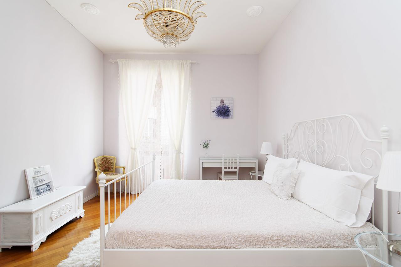 Apartment Crystal House